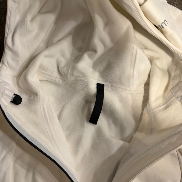 Lululemon Glyde Softshell Jacket - Picture 7 of 7